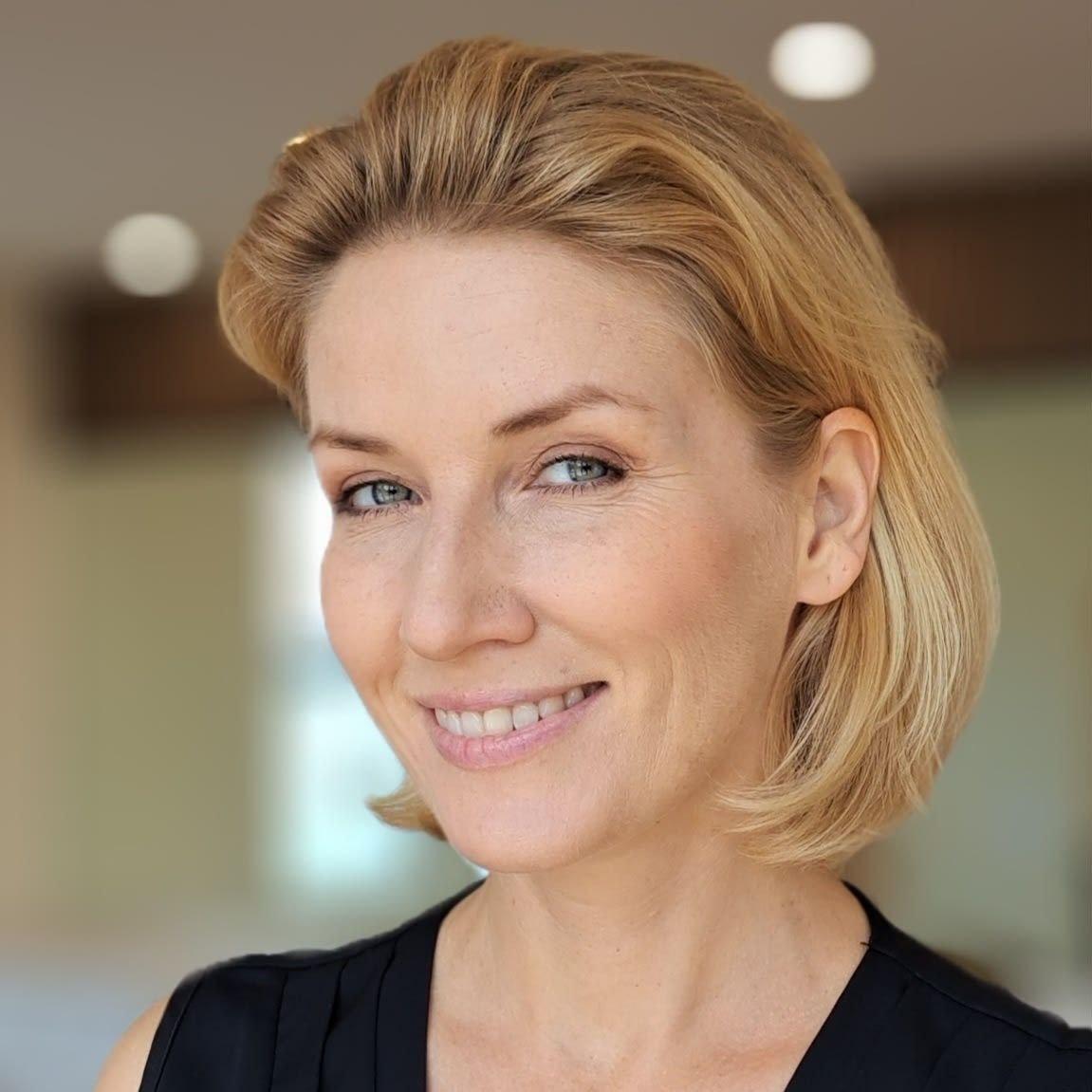Елена Меркури